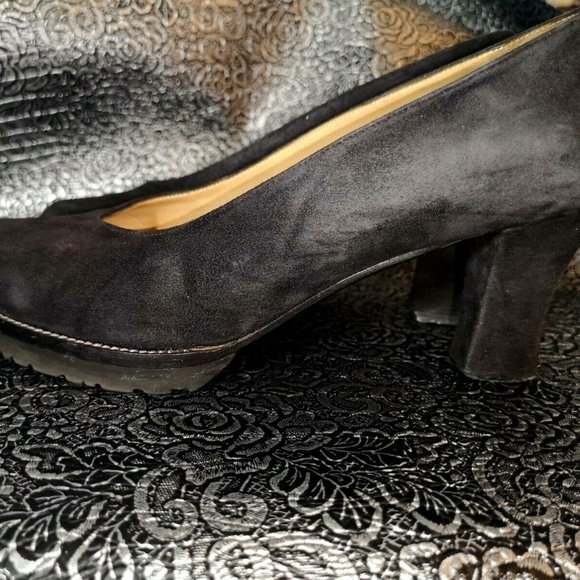 Vintage Authentic PANCALDI Platform Pumps. Black Suede from Late 80s Italy - Picture 4 of 12